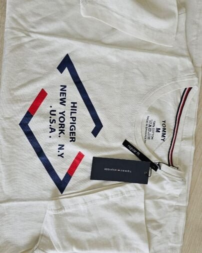 Summer Collection – Tommy Jeans NYC